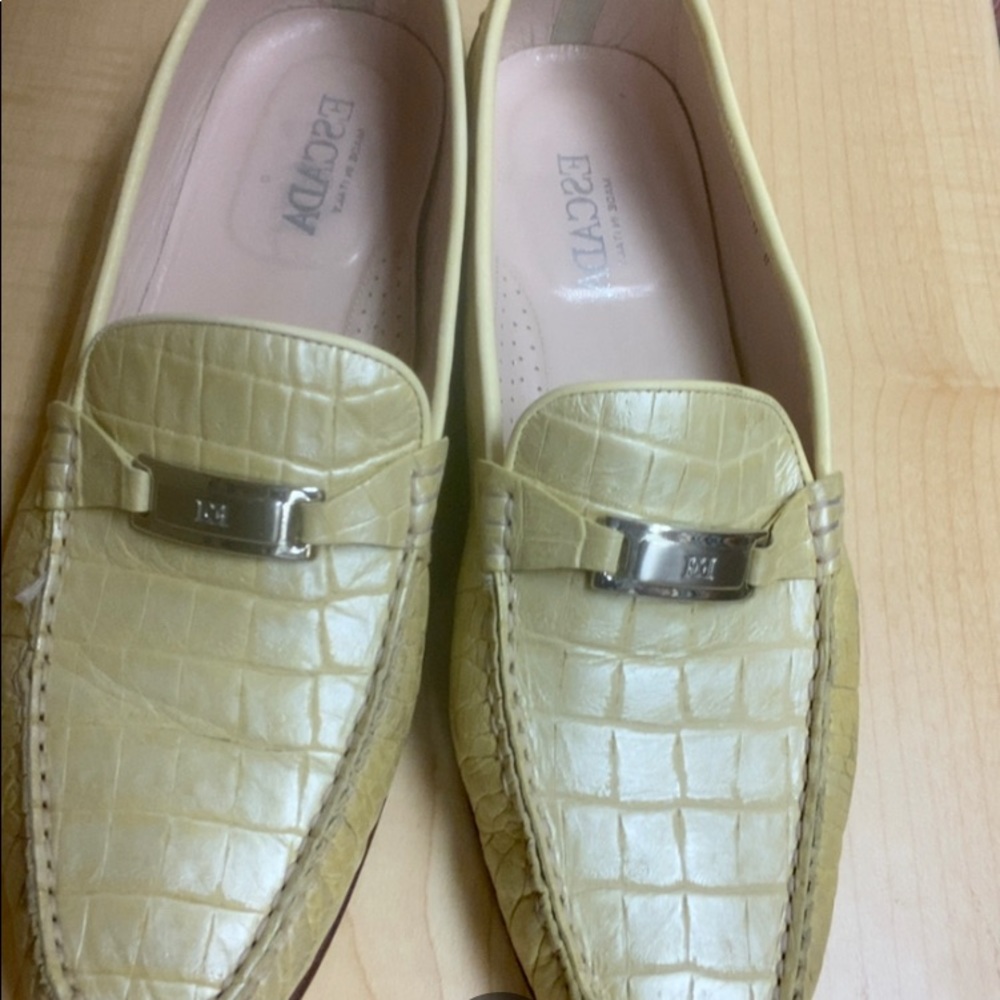 Croc skin Flats